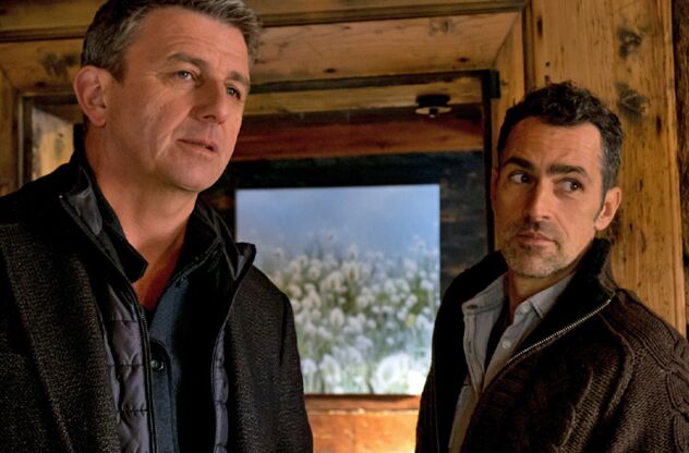 Epilepsie, Familienkrise und ein dramatischer Sturz – Der Bergdoktor muss zwischen Herz, Beruf und Vergangenheit vermitteln.