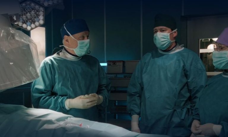 Zwischen Lob und Selbstzweifeln: Arzu Ritters bewegender Moment in In aller Freundschaft