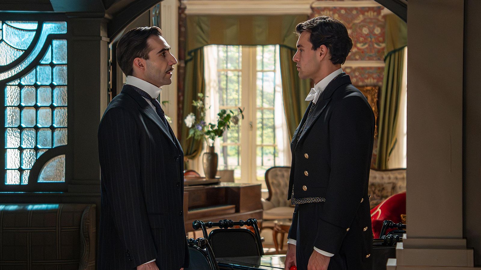 El inesperado regreso de Lorenzo a 'La Promesa': ¿qué planes tiene para Curro?