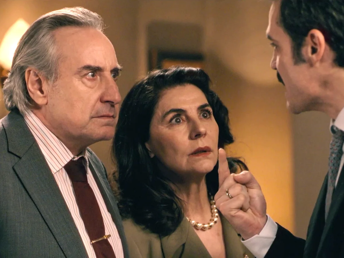 JOAQUÍN NO SE DEJA INTIMIDAR Y SE ENFRENTA A DON PEDRO, EN SUEÑOS DE LIBERTAD