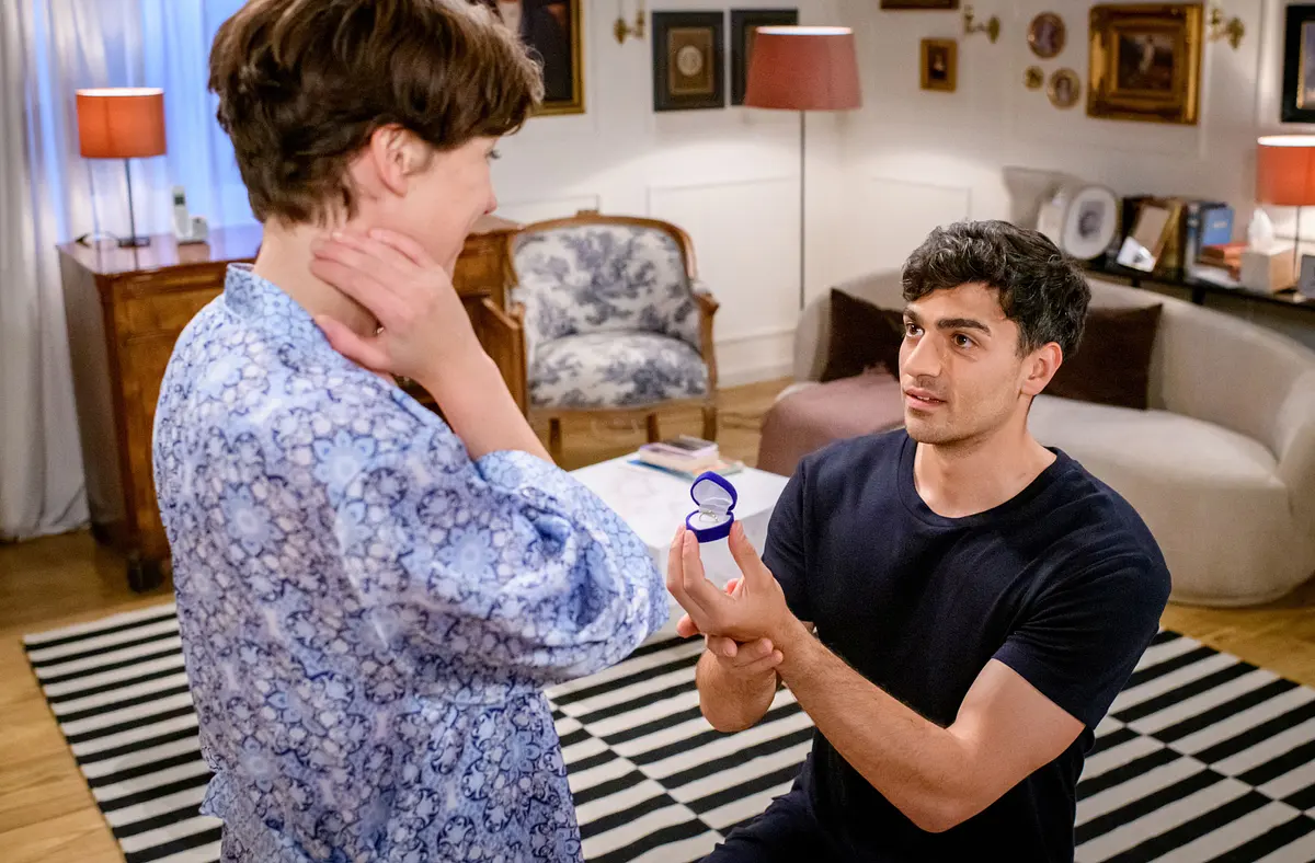 Sturm der Liebe | Keine Hochzeit für Eleni und Leander am Fürstenhof?