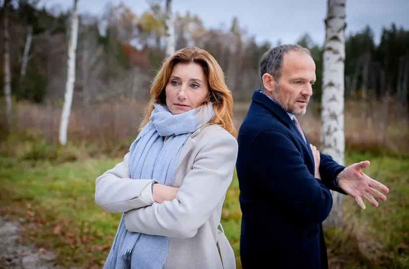 „Sturm der Liebe“ Vorschau auf Folge 4468: Heimliche Nähe und nerviger Alltag
