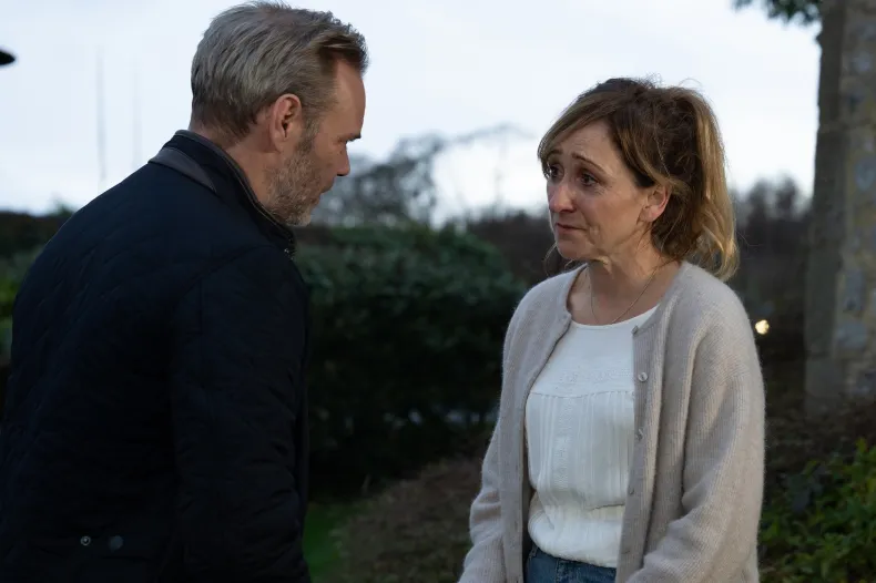 Emmerdale Spoilers: Laurel and Arthur are seen in a flashback carefully organizing each detail before Ray passed through the village – could that careful organization be the real reason for the murder?