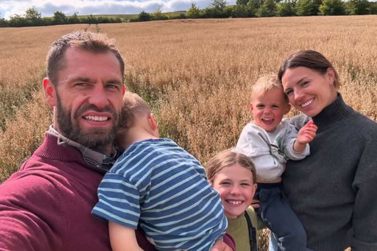 Emmerdale Star Kelvin Fletcher Breaks Silence After “Devastating” Farmhouse Fire as He Shares Emotional Comeback Update: “As far as big days go, this one’s huge – we’re finally back on the farm”