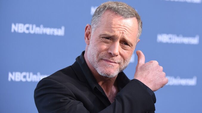 Chicago P.D. Fans Fear Goodbye as Jason Beghe Opens Up About His Struggles and Legacy qc01