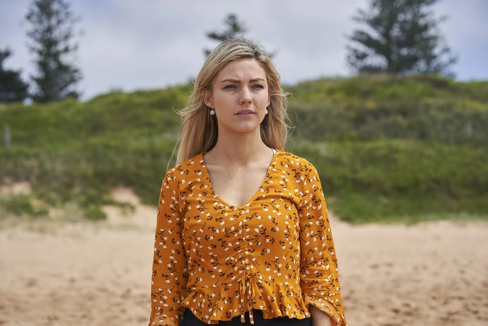 Home and Away’s Sam Frost on Jasmine’s “dark, slippery slope” after tragic baby twist