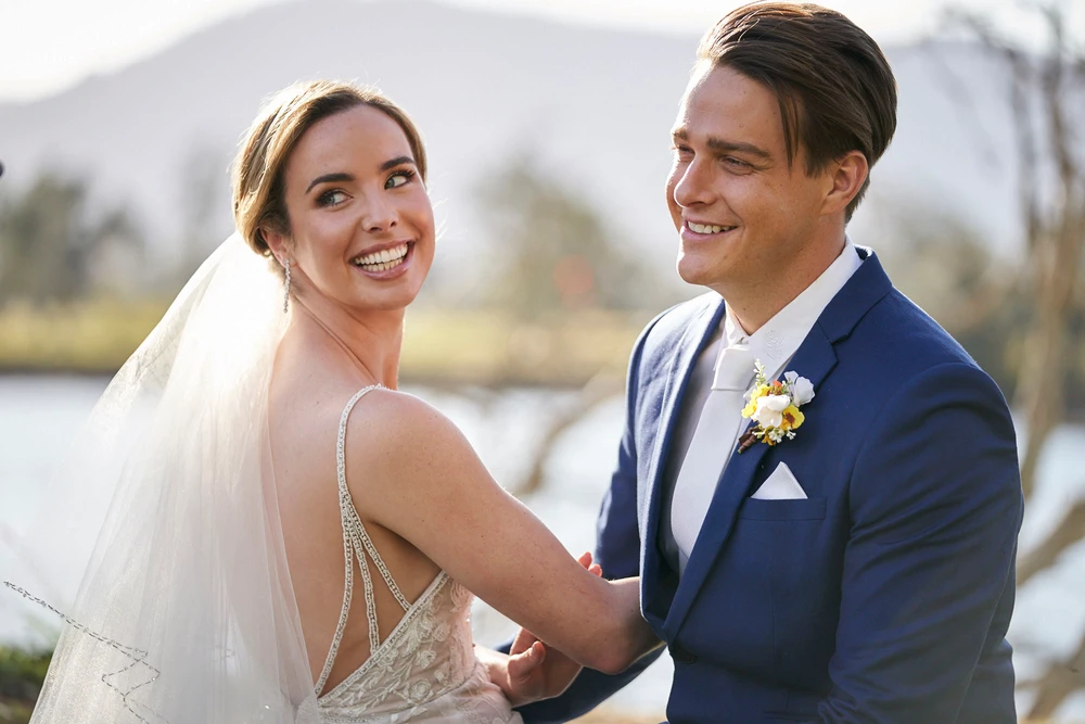 Wedding day HORROR for Colby and Chelsea in Home and Away?