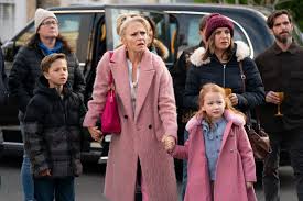 EastEnders confirms Max and Linda passion – but a secret could change everything